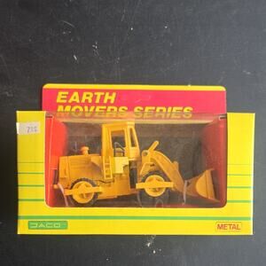 ❤️NWT❤️ Digger Yellow Construction Toy Vehicle